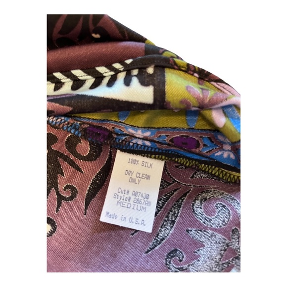 Sky silk mini with beautiful chain detail. NWT - Picture 5 of 9